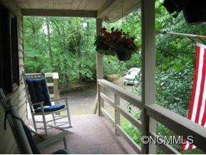 312 West Ridge Drive - Photo 4