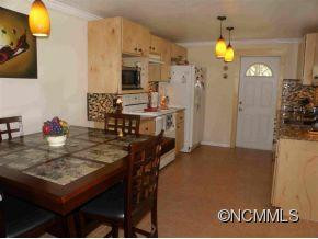 82 Grandview Road - Photo 3