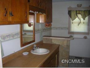 217 Morgan Street - Photo 8