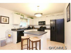 25 Central Ave - Photo 3
