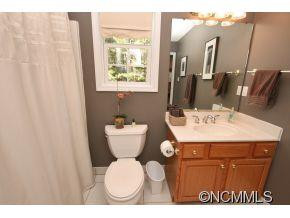 42 Red Maple Drive - Photo 14
