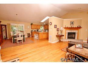 42 Red Maple Drive - Photo 3