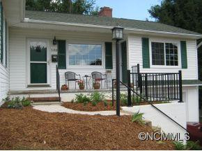 100 Sheridan Road - Photo 2