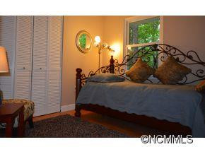 23 Evelake Drive - Photo 9