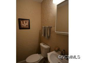 23 Evelake Drive - Photo 10