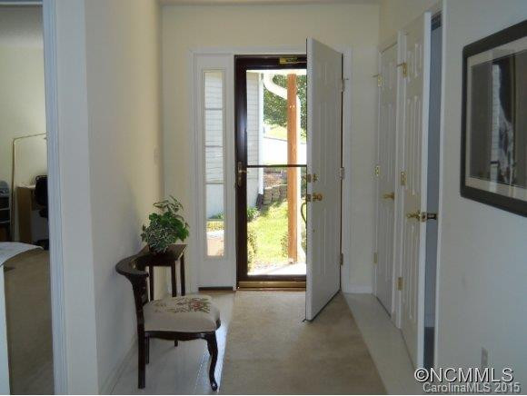 20 W.  Danbury Ln - Photo 2
