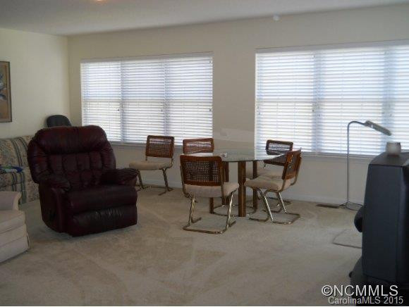 20 W.  Danbury Ln - Photo 16
