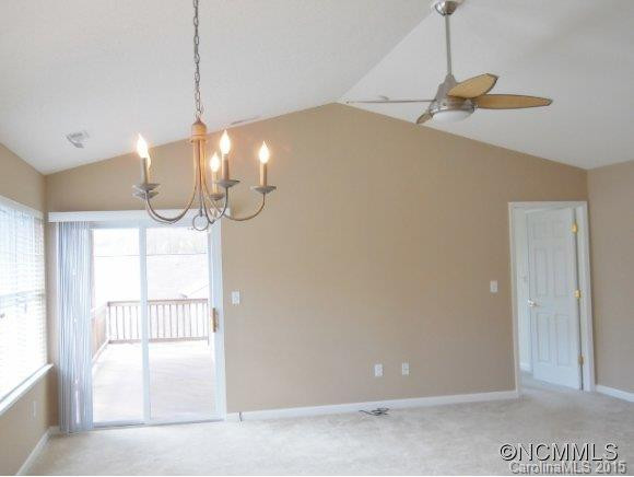 20 W.  Danbury Ln - Photo 3