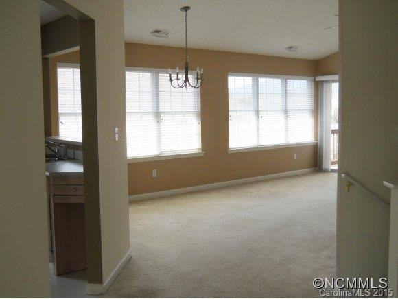 20 W.  Danbury Ln - Photo 4
