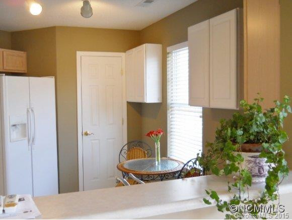 20 W.  Danbury Ln - Photo 5