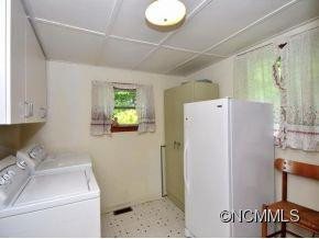 108 WEST LAKE AVENUE - Photo 8