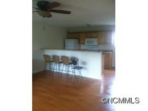 87 crayton - Photo 2