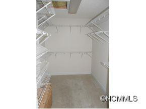 396 Ravenwood Lane - Photo 13