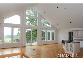 396 Ravenwood Lane - Photo 5