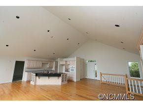 396 Ravenwood Lane - Photo 6