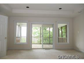 396 Ravenwood Lane - Photo 8