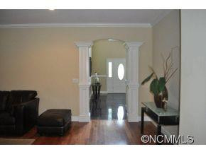 15 Madelyn Lane - Photo 4