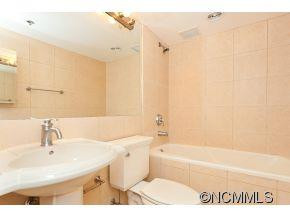 37 Hiawassee E205 - Photo 12