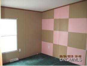 128 Pinnacle Heights - Photo 3