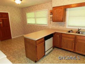 47 Evelake Dr - Photo 4