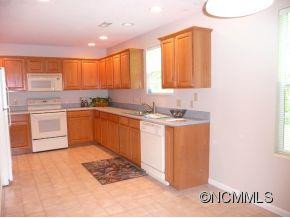54 Stonebridge Drive - Photo 4