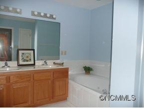 54 Stonebridge Drive - Photo 8