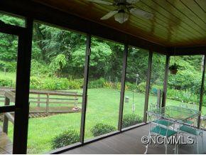305 Balsam Road - Photo 2