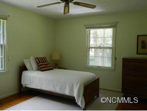 305 Balsam Road - Photo 16