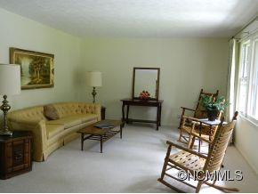 305 Balsam Road - Photo 5