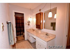 131 Cedar Forest Trail - Photo 8