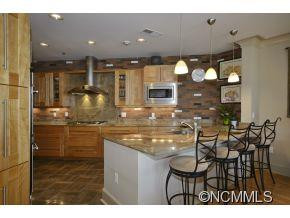 21 Battery Park Unit 703 - Photo 4
