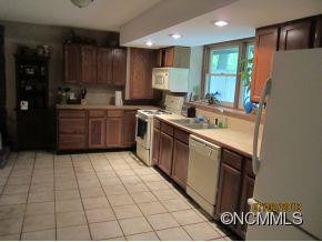 2725 Pine Cove Road - Photo 9