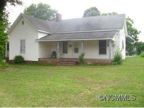138 CAROLEEN STREET