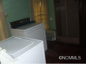 138 CAROLEEN STREET - Photo 7