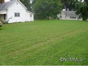 138 CAROLEEN STREET - Photo 9