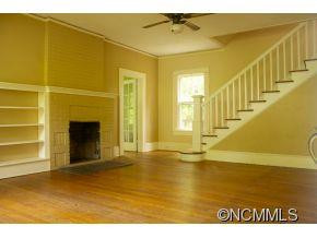 43 Winthrop Road - Photo 2