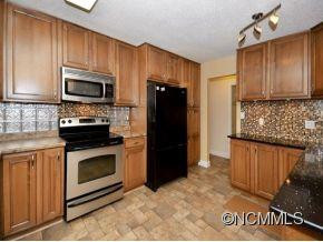 22 ASPEN COURT - Photo 2