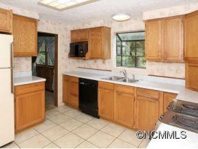 406 CHRISTIAN CREEK - Photo 8