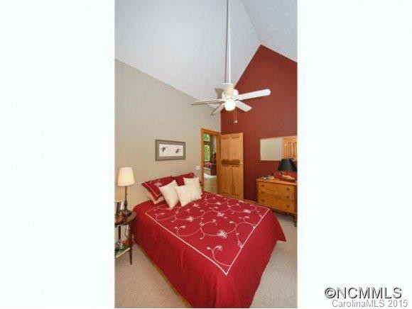 127/141 CONTINENTAL DRIVE - Photo 12