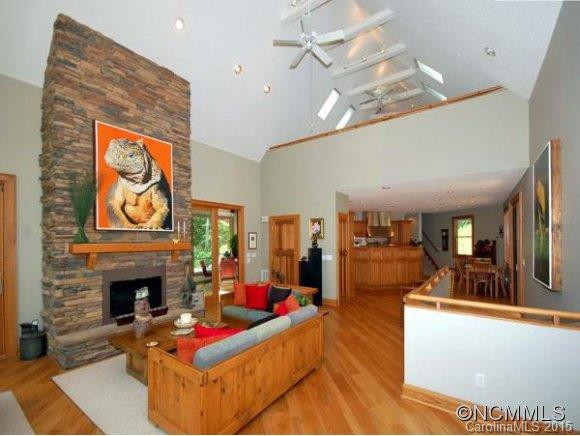 127/141 CONTINENTAL DRIVE - Photo 4