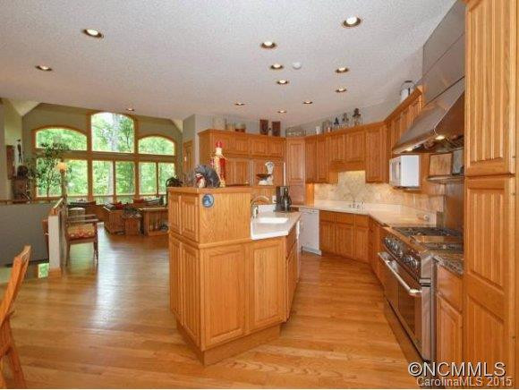 127/141 CONTINENTAL DRIVE - Photo 5