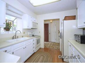 499 BELVIDERE COURT - Photo 5