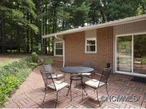 21 SOUTH OAK FOREST DR - Photo 15