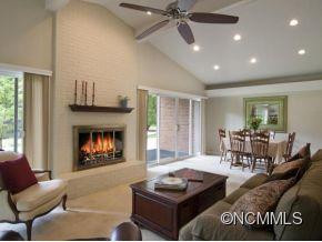 21 SOUTH OAK FOREST DR - Photo 3