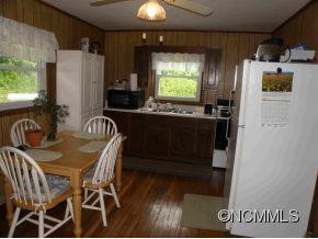 9650 Highway 25-70 - Photo 22