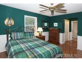 964 Holly Road - Photo 7