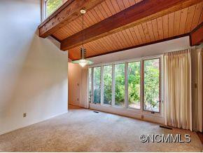 115 STUYVESANT ROAD - Photo 6