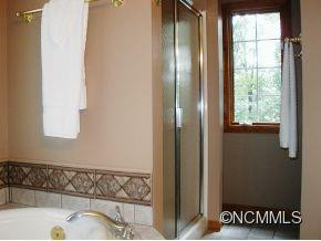 131 Caldonia - Photo 12