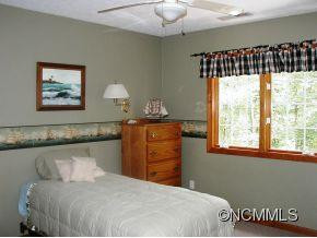 131 Caldonia - Photo 14