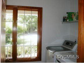 131 Caldonia - Photo 16